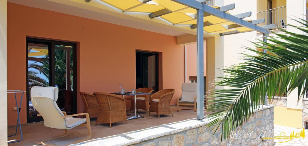 Oasis By The Sea Aparthotel Chiliadou  Exterior photo