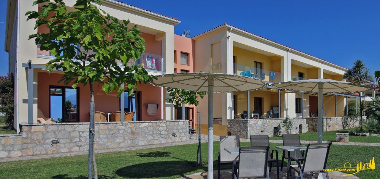 Oasis By The Sea Aparthotel Chiliadou  Exterior photo