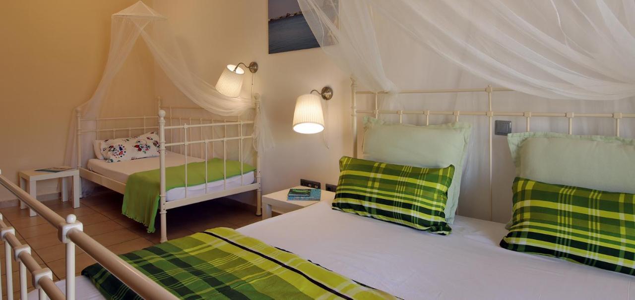 Oasis By The Sea Aparthotel Chiliadou  Exterior photo